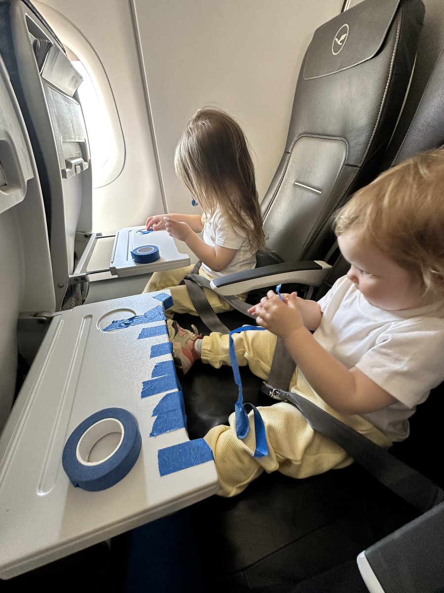 LinusEkenstam's tweet image. Life hack if flying with kids 🫡
bring rolls of blue painters tape and let them go nuts 🔥 
will buy you peace