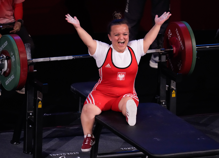 A total of 46 countries have won Paralympic medals in Para powerlifting. 26 have won at least one gold medal.