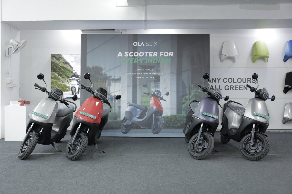 bhash's tweet photo. Glad to see such a positive response for Ola S1 X. Owning an EV was never as easy!

Our S1 X offers true value for money to our customers - a proposition one simply can’t ignore! Can’t wait to see the all-new Ola S1 X hit the city roads across India!
🛵🔑⚡🙌 https://t.co/VU7AgKi1ll