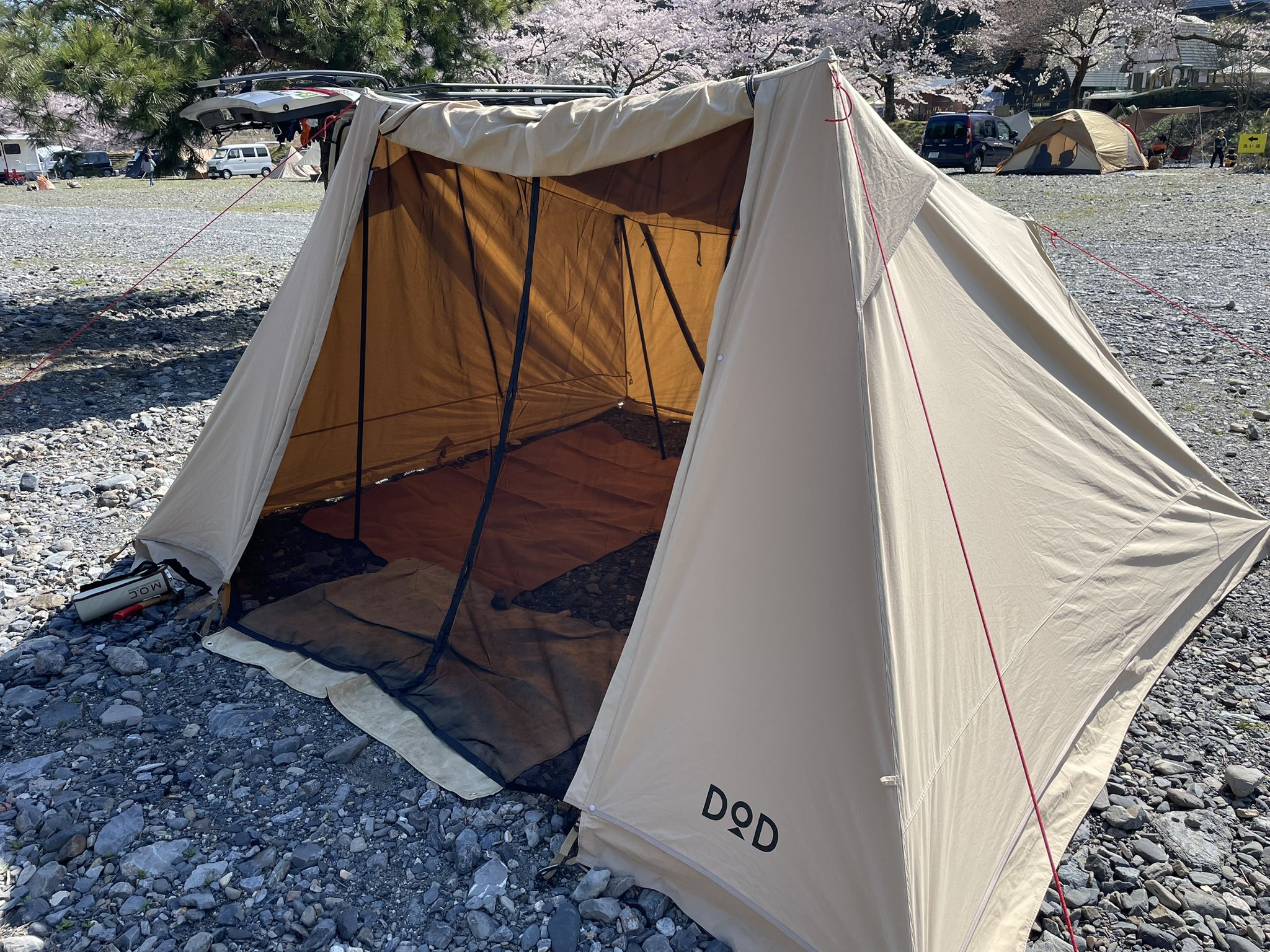 DOD エコソウルイェイイェイ　２人用テント DODからPOPなソロ～デュオ用テント『エコソウルイェイイェイ』が