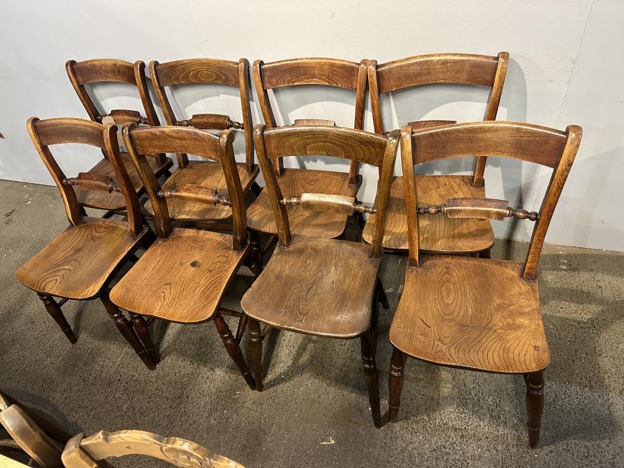 Eight Early Oxford Scroll Back Dining Chairs With Stamped Maker Hazel rb.gy/juyqdb #diningchairs #antiquediningchairs #oxforddiningchairs #antiquefurniture