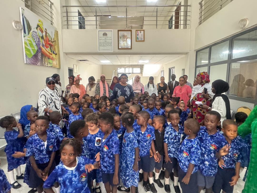 What a fun during an interactive moment with the Ambassadors of The Marina International School, our future leaders. my heartfelt thanks to Lawyer Omar Mbye who made it possible. #educationforall #girlseducation #Marinainternational #Refela