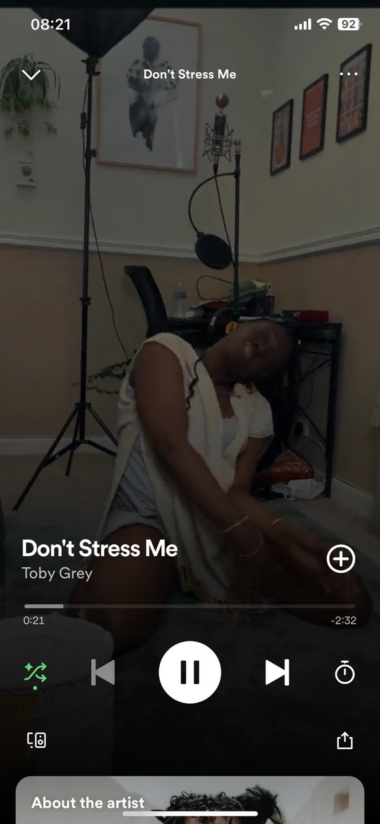 New Music Friday w/@iamTobyGrey Toby Grey drops a sultry new track 'Don't Stress Me' - a smooth Afro-R&B jam for the lovers. Toby Grey's powerful vocals shine through in this feel-good anthem, perfect for a relaxing evening or a romantic getaway.