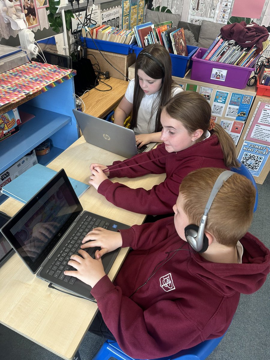 Today P5/4 were being taught I.C.T skills from our class experts in p5 and p5/4. We learned all about bbc dance mat to help us with our touch typing skills.