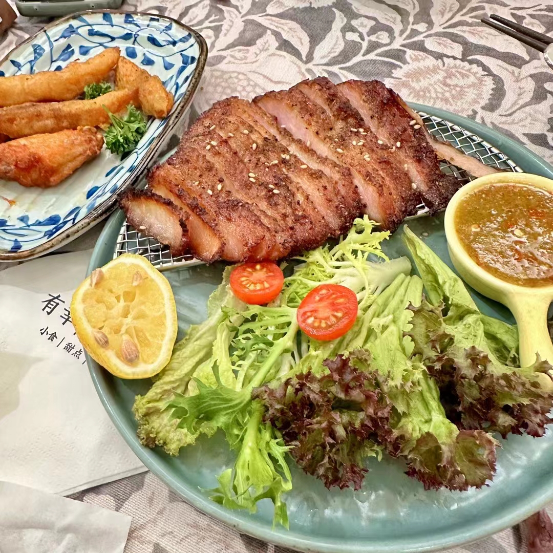 MoYing77's tweet photo. 猪颈肉~ https://t.co/VbqPeRlo39