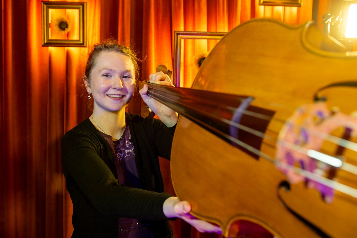ThisIsGalway's tweet photo. An international cello festival, #CellissimoIRL by @musicforgalway takes place in Galway from May 18-26 🎻🎼

Cellissimo will be a dynamic, inclusive, accessible celebration of music, appealing to both classical aficionados and first timers alike! More: https://t.co/k4BynlBpb9 https://t.co/A4ymDTdOpd