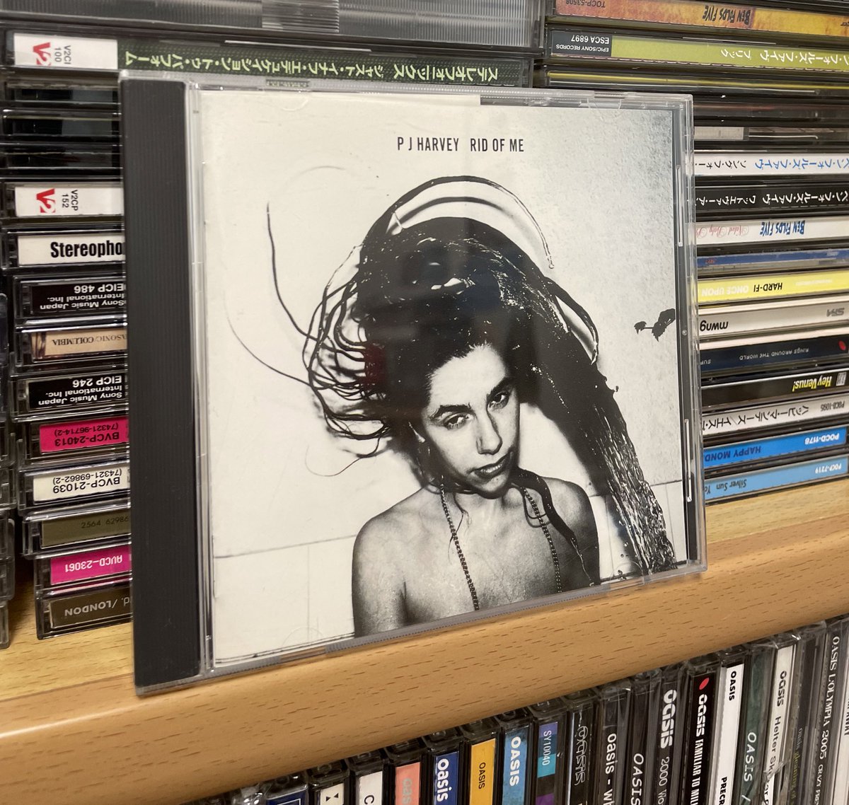 OKASHI6969's tweet photo. PJ Harvey 

Man-Size 
https://t.co/PAnhvoTomn @YouTube

#PJHarvey
#ManSize
#帰ります

good night🤤💤 https://t.co/ytIt042luO