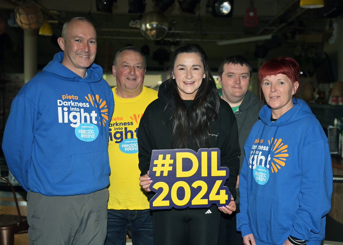 Just a few hours to go! 💛
Thank you #PhilHealy for your valuable time & chats. 
#darknessintolightclonakilty tomorrow morning, 4.15am at @WestCorkMRV
Registration available at darknessintolight.ie or donate on the day.

#DarknessIntoLight2024 #DIL2024
#clonakilty #westcork
