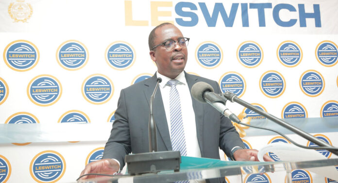 AfricaNenda applauds the Central Bank of Lesotho (CBL) for launching the transformative 'Leswitch' instant payment system. This innovation is regarded as a cornerstone for promoting financial inclusion in Lesotho. thereporter.co.ls/2024/03/26/les… #lesotho #Leswitch #FinancialInclusion