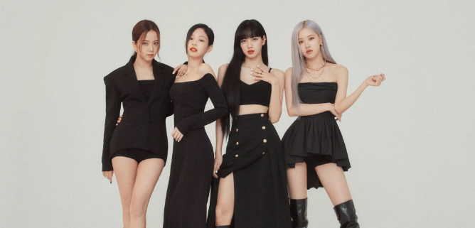 AboutMusicYT's tweet photo. OK Magazine names the best groups of all-time:

2NE1
98 Degrees
Backstreet Boys
BIGBANG
BLACKPINK
Boyz II Men
BTS
Destiny's Child
EXO
Fifth Harmony
Girls Aloud
Girls Generation
Little Mix
New Kids on the Block
*NSYNC
One Direction
SEVENTEEN
Spice Girls
The Jonas Brothers
Weslife https://t.co/XBZNxeEHV5