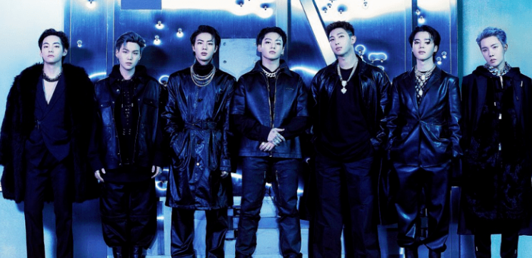 AboutMusicYT's tweet photo. OK Magazine names the best groups of all-time:

2NE1
98 Degrees
Backstreet Boys
BIGBANG
BLACKPINK
Boyz II Men
BTS
Destiny's Child
EXO
Fifth Harmony
Girls Aloud
Girls Generation
Little Mix
New Kids on the Block
*NSYNC
One Direction
SEVENTEEN
Spice Girls
The Jonas Brothers
Weslife https://t.co/XBZNxeEHV5