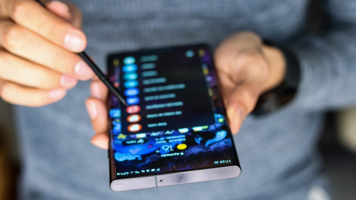Samsung Galaxy S22 volta a receber a atualização para a One UI 6.1

Leia a notícia completa: 
 techbit.pt/samsung-galaxy…

 #Android #android #oneui #oneui6.1 #samsung #samsunggalaxys22 #smartphones