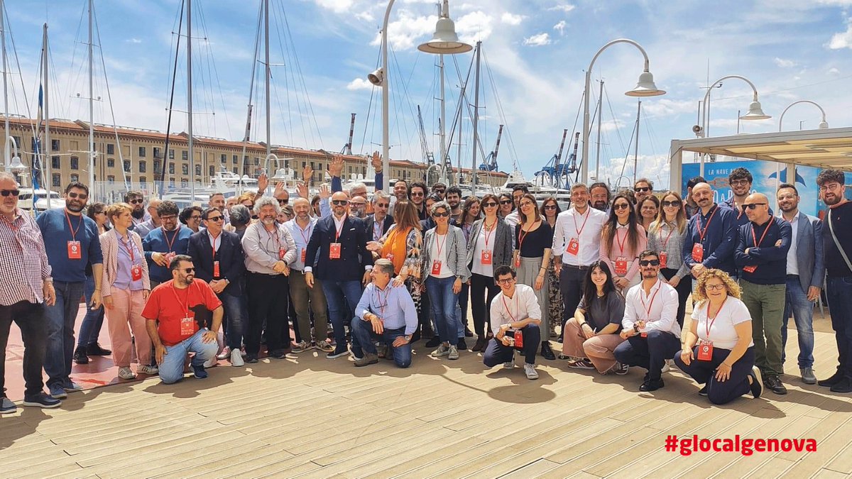 Foto di gruppo per i protagonisti di #glocalgenova Il prossimo appuntamento con il Festival del Giornalismo è il 25 giugno a Roncade (TV), nella sede di @hfarmspa Scopri il programma: bit.ly/4dsRgMV