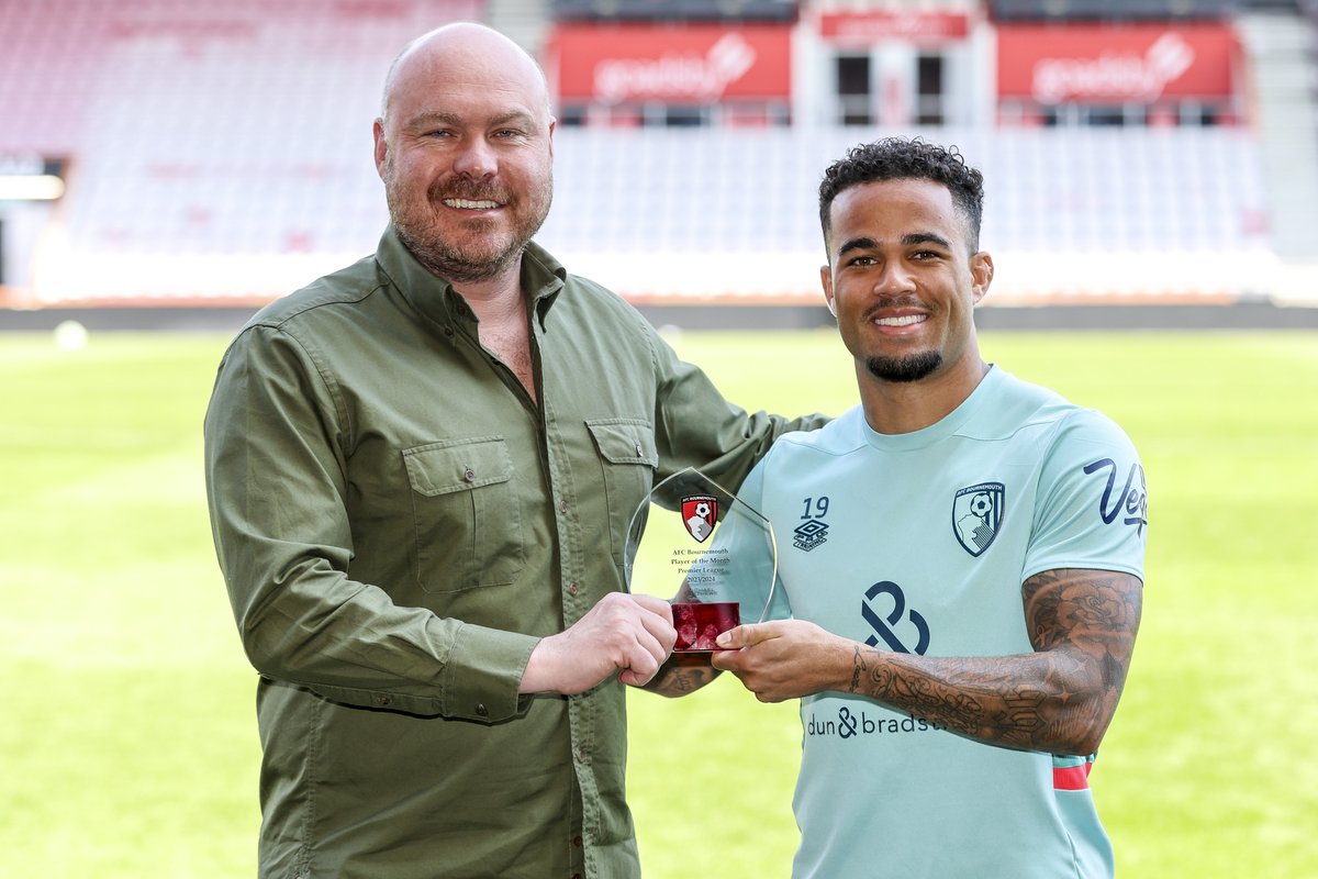 Congratulations, @justinkluivert 🏆 He is the @MMJBournemouth Player of the Month for April 🔥