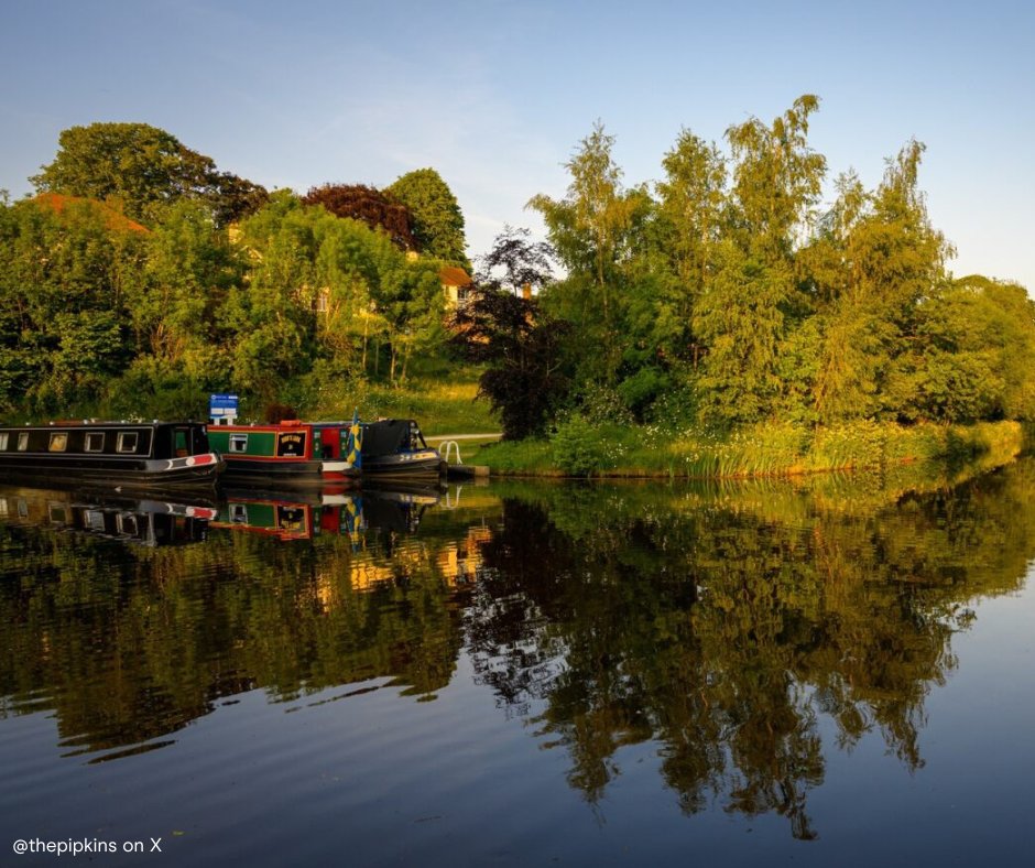 Enjoy a moment of calm by your local canal or river to round off the week 💙 Need some inspiration? Check out these photos captured across our network by our talented supporters 🙌 1️⃣ Grand Union Canal 2️⃣ Worcester & Birmingham Canal 3️⃣ Lancaster Canal 4️⃣ Llangollen Canal