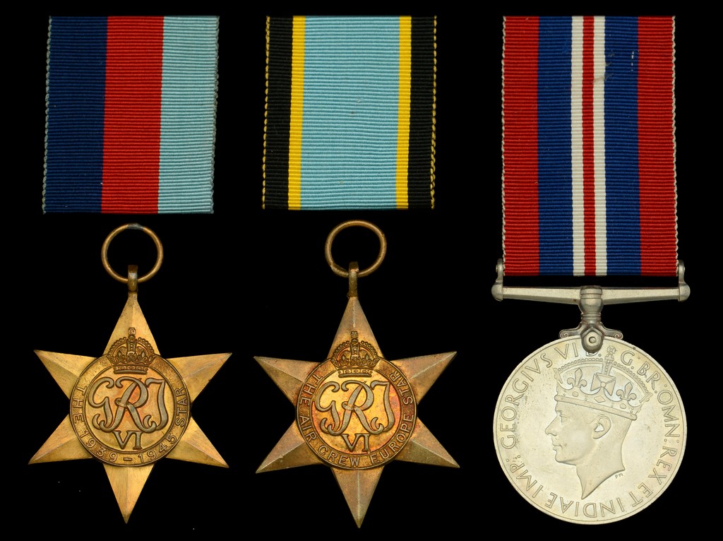 The next auction of Orders, Decorations, Medals and Militaria will include an emotive Second War ‘Great Escapers’ campaign group of three awarded to James Long from Taunton, Somerset. noonans.co.uk/auctions/calen… #secondwar #medals #greatescaper #greatescape #somerset #RAF