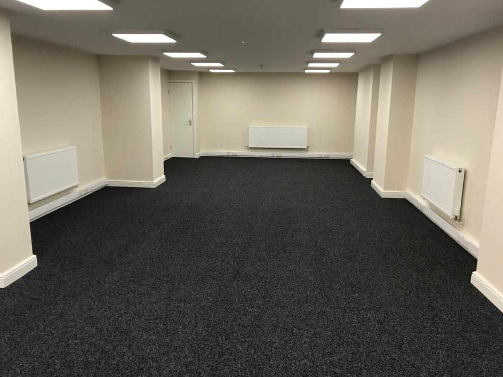 BurleyBrowne's tweet image. Rear Ground Floor Office TO LET - Located within the popular Streetly Village - Thornhill Road #Streetly offers a self-contained unit of 728 sq ft.  Open Plan with #LEDLighting #PerimeterTrunking, kitchenette and WC. 
Two allocated car parking spaces.  New Lease