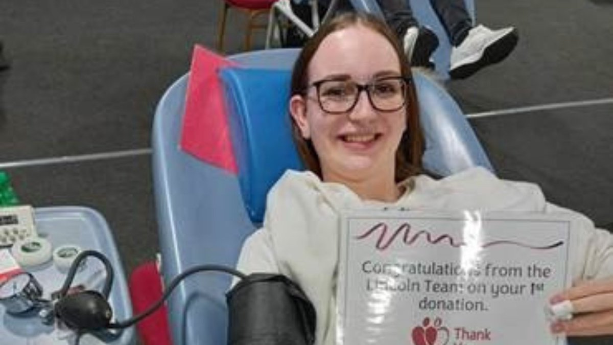 We always enjoy hearing from our first time blood donors - people like Ashleigh! She's just turned 18 and recently made her first ever blood donation. 🩸 Right now we need donations from our O neg, B neg and A neg donors. Book your next appointment now ➡️ orlo.uk/KzSC4