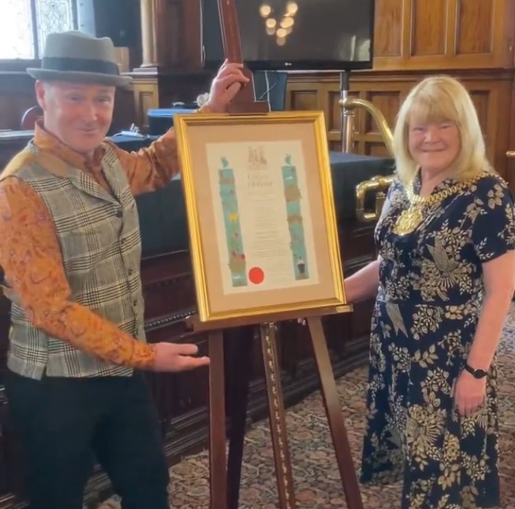 Congratulations to Michael Cullen (aka @speedomick who has raised more than £1million for charity whilst walking in his #Everton speedos) for his #Liverpool Citizen of Honour Award at @TownHallLpool.