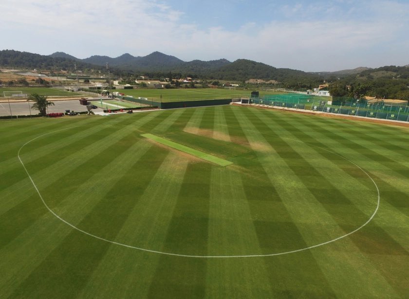 Good luck to our women's softball teams who today and tomorrow play in the La Manga Softball Tournament 2024!
Thanks to the sponsors Spectrum Displays, The Three Horseshoes, Cornerswell Post Office, Penarth Fish Bar and Keyif Turkish Restaurant
