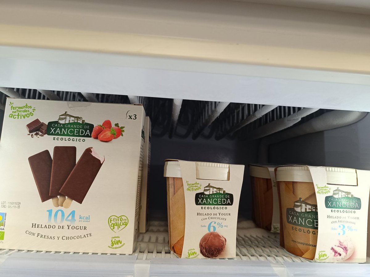 Vuelve @xanceda a la tienda. Empezamos de nuevo con sus helados (son de nuestros favoritos, no os lo vamos a negar) 😋😋 Y como novedad, traemos el Kéfir de melocotón y maracuyá ,que está riquísimo . Aquí siempre encontraréis sus productos.