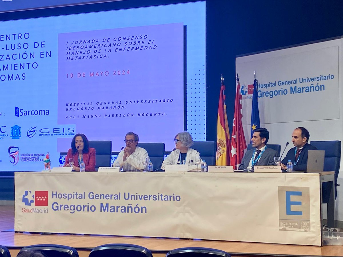 aecirujanos's tweet image. Inauguración oficial del #IIIEncuentrohispanolusosarcomas con la presidenta @elenamartin2222 
Os esperamos a todos en una jornada emocionante de formación y actualización multidisciplinar en #sarcomas
@sarcomasAEC @GrupoGeis @SelnetH2020 @JmasencioJose