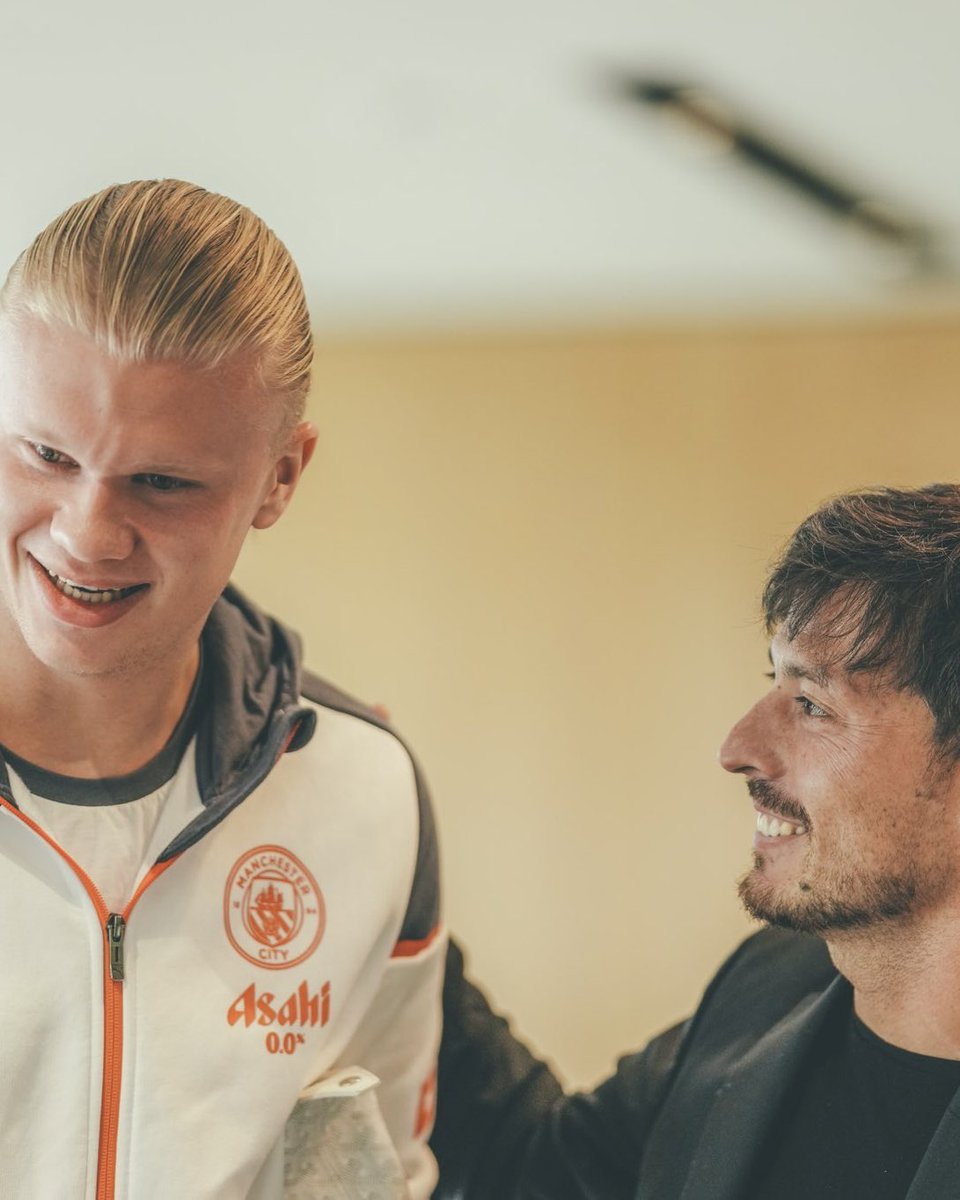 Erling Haaland 𝒎𝒆𝒆𝒕𝒔 David Silva… 🥹