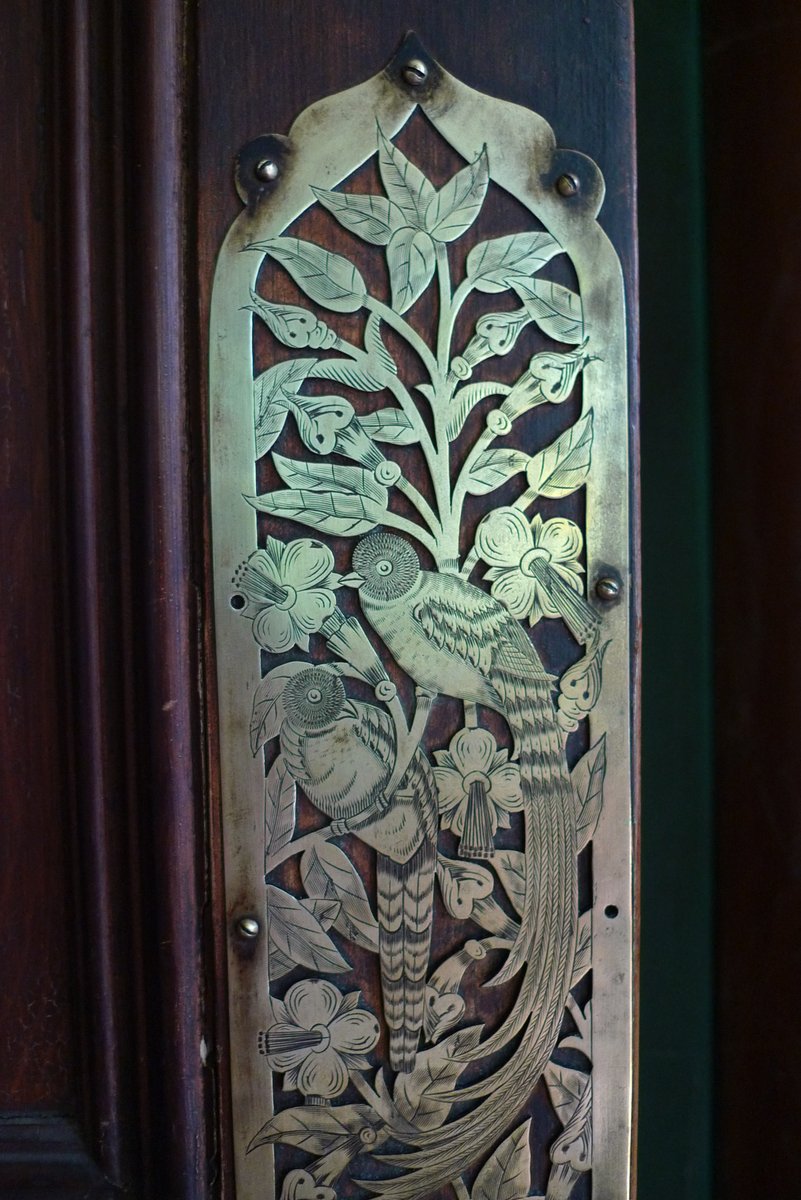 trustfilms's tweet photo. @Architectolder Door/finger plate from #glenvillepark #countycork #ireland #rajintherain @trustfilms   
#bencejones #angloirish #aristocracy #Documentary https://t.co/Rex9WVKcxW