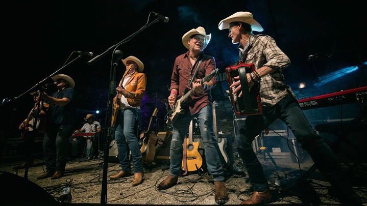 On sale NOW! Get your tickets to see us at @StablesMK on the 13th December. We can’t wait to be back there again with you all 🤠 Tickets here: stables.org/event/los-paca…