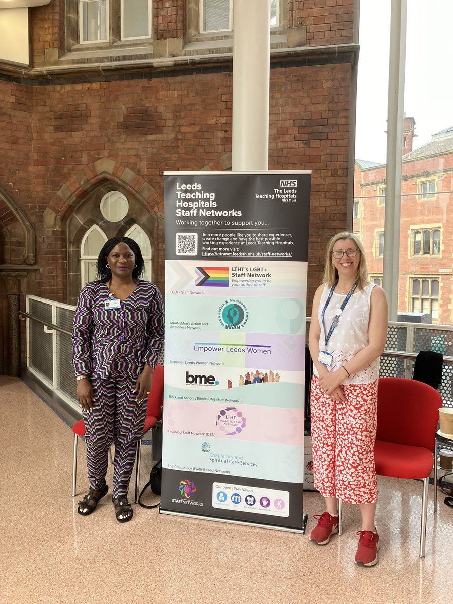 We’re here in the atrium at LGI @LeedsHospitals celebrating the staff networks at Leeds. Here to support you! 

Come down to see us, here til lunchtime 

#staffNetworksDay
#raisingthebar