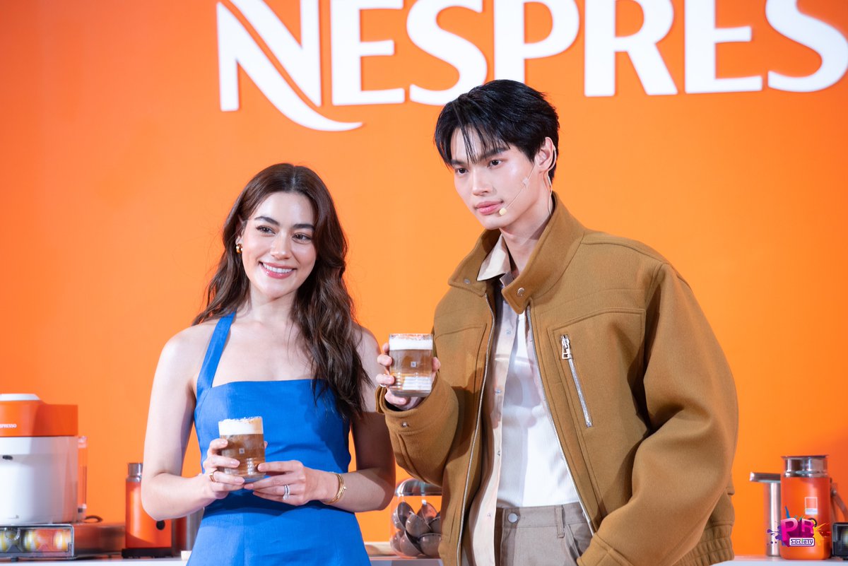 PRSocietyNews's tweet photo. คิมเบอร์ลี่ และ วิน-เมธวิน ร่วมแชร์สูตรเมนูกาแฟ กับ คอลเลคชั่น 'Unforgetable Summer 2024 ในงาน 'Taste The Summer Memories'
WIN NESPRESSO SUMMER
#NespressoTHxWin
#NespressoTH
#winmetawin
#kimberry https://t.co/1etwlCpJ44