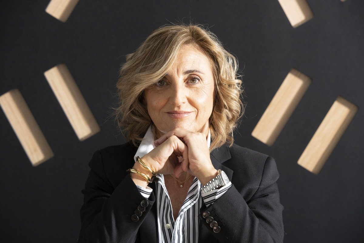 👩‍💻Amparo Alonso (<a href="/AmparoAlonsoB/">Amparo Alonso</a>, <a href="/UDC_gal/">Universidade da Coruña</a>) nos hablará de Inteligencia Artificial verde para evolucionar hacia un futuro sostenible en su keynote para <a href="/CAEPIAconf/">CAEPIA</a>. 🤖♻️

Más información y CV: caepia24.aepia.org/speakers_es.ht…