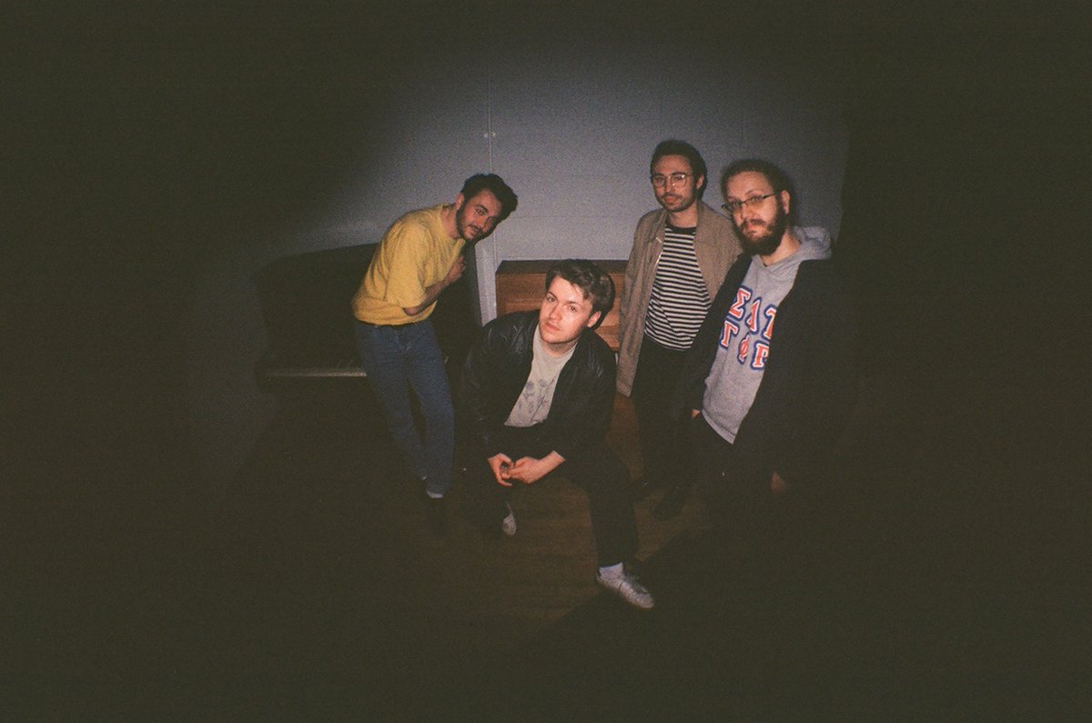 heartsaucetv's tweet photo. very proud to present our debut EP fools of life is out NOW. straight from the heart - thank you everyone, hope you enjoy 🌶️🌶️ listen here: https://t.co/Fa3vm9hmLg https://t.co/QlRjX11Y7O