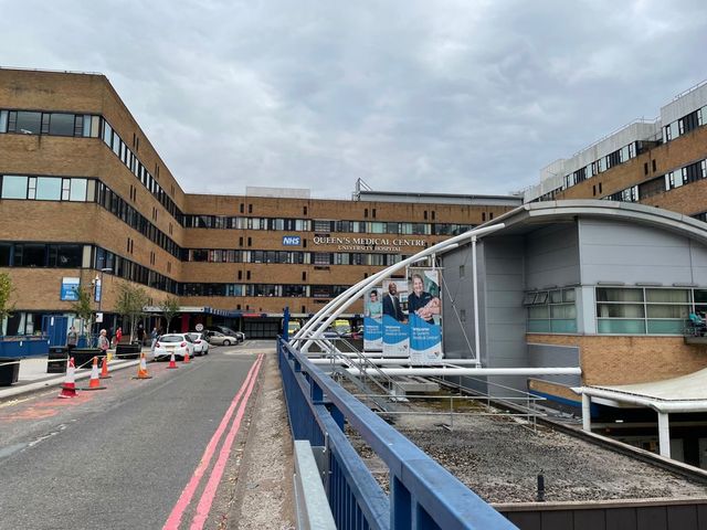 Nottingham’s hospitals are planning cuts of at least £80m for each of the next two years in order to close a budget black hole. The trust says it cannot rule out job losses. 🗒️Full story: nottstv.com/nottingham-hos…