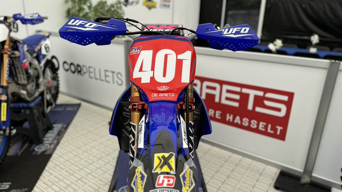 🔴👌 | There it is! The #RedPlate in #MXGP identifies the championship leader! It's an honour to run it & this weekend it belongs to our #WMX Championship leader Lotte van Drunen! - #YamahaRacing | #MXGP | @Quadrant