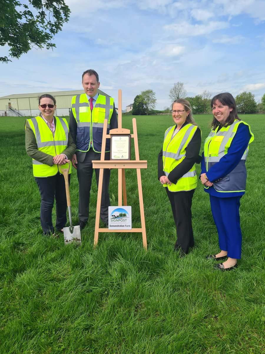 Congratulations to all @MountbellewAgri on a wonderful day officially launching the new sheep facilities. An exciting development for learners, staff, the sheep enterprise, stakeholders and the wider region. @teagasc @GrasstecLtd @McConalogue @atu_ie