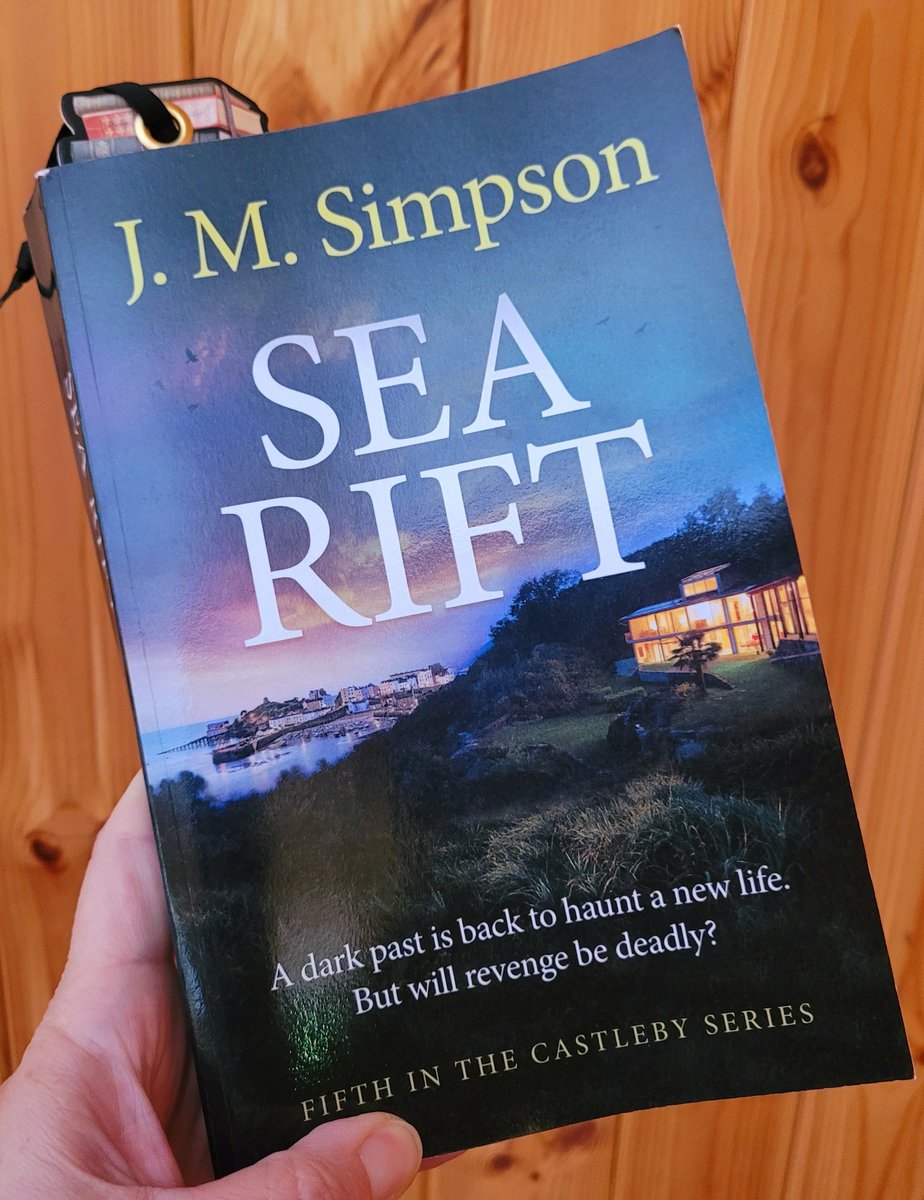 We need to talk #BookTwitter. Why isn't everyone reading the Castleby series? I'm 100 pages into book 5 & oh my GOD, I'm hooked! @JMSimpsonauthor is an incredible writer & I defy anyone not to find these addictive. Go on, give them a try. If you don't love them, I'll eat my hat.