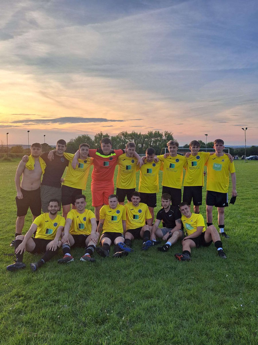 Houselanders FC tweet media