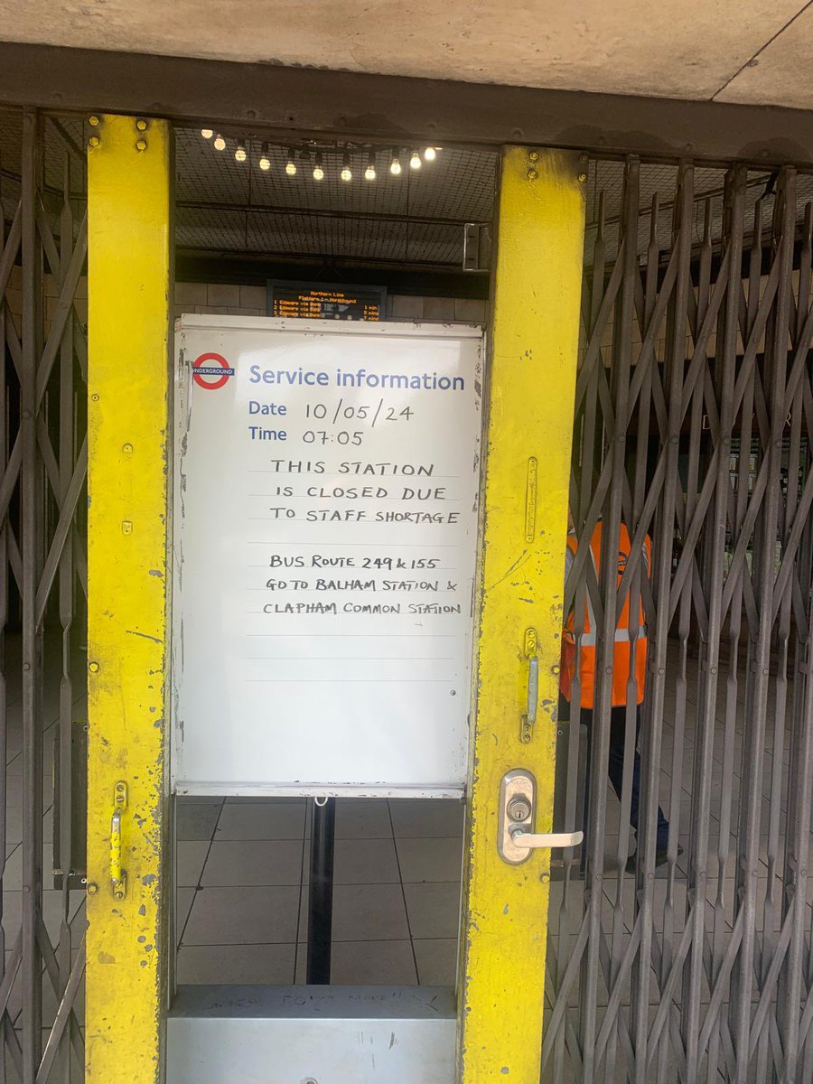 Clapham South closed again today — 3 hours, 20 minutes and counting. Not good enough, I will be writing again to @TfL
