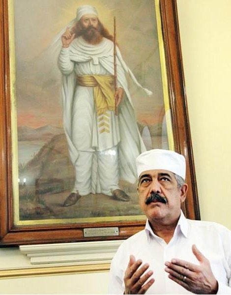 کوروش نیک نام ، موبد زرتشتی و نماینده سابق مجلس درگذشت.

جناب نیک نام در آخرین کتاب خود با عنوان « گلبانو» ، تبعیض تاریخی ای که بر جامعه زرتشتیان روا داشته شده را روایت کرده است.

روحش شاد.

#زرتشتی
#Zoroastrian