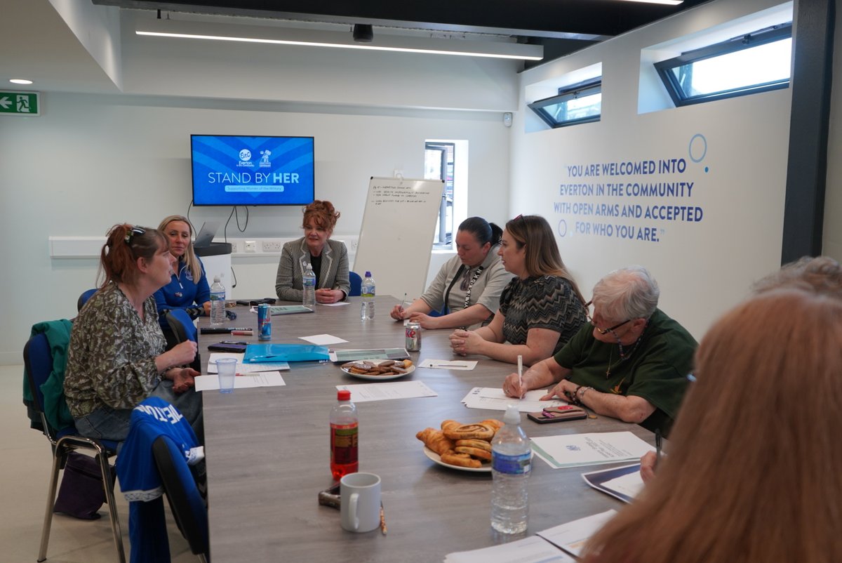 Chair of the Advisory Group @SarahAthertonMP met veterans at @EITC with OVA, as part of the development of the Women Veteran’s Strategy.
