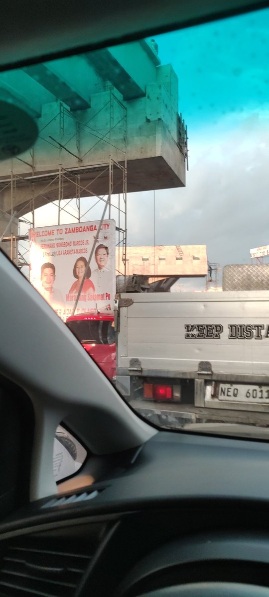 This flyover is one of the most stupid projects I've seen, even a traffic hazard. Just crossing Veterans Avenue? Why?