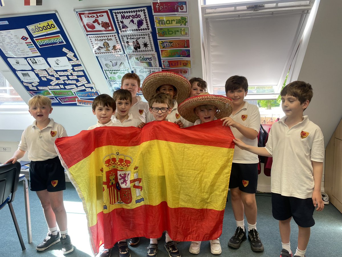 MoulsfordESP's tweet photo. 3A are very much looking forward to their Tapas lunch at the end of June!! @MoulsfordYear3 https://t.co/6SsxUleA9e