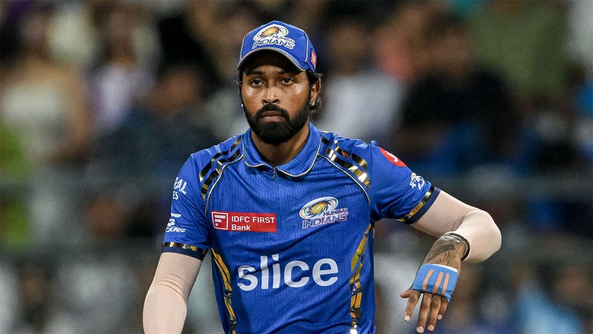 AB De Villiers said, 'Hardik Pandya's captaincy style is quite bravado. It's ego driven in a way, chest out, but when you play with a lot of experienced players who've been around for ages, they don't buy into that. It worked for a young GT team'.