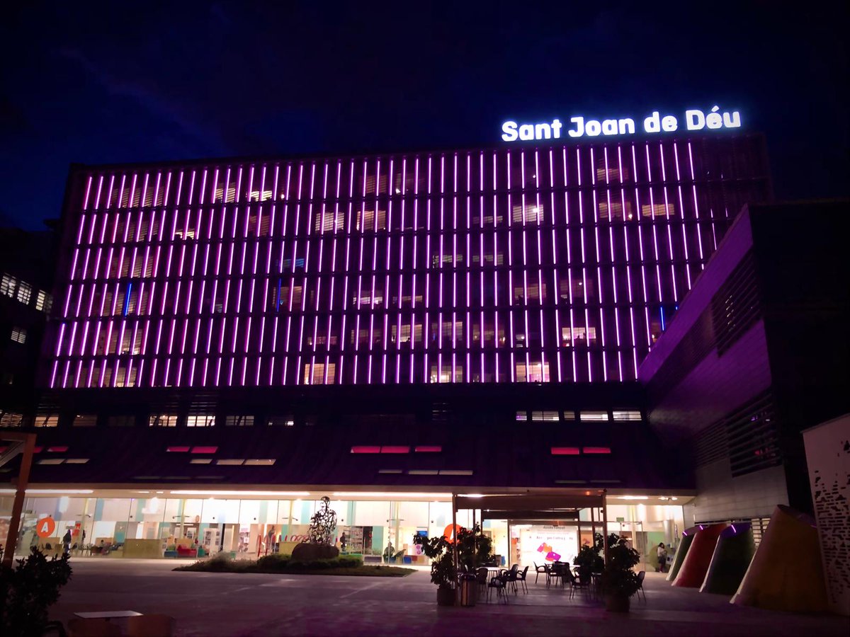 SJDReumatologia's tweet photo. Hoy es el #DíaMundialdelLupus 🌎🌍🌏🐺
Desde @SJDbarcelona_es nos unimos iluminando nuestra fachada.
Hagamos visible el #Lupus💜

#lupusawareness #LupusAwarenessMonth #WorldLupusDay 🦋 https://t.co/B09cldksom