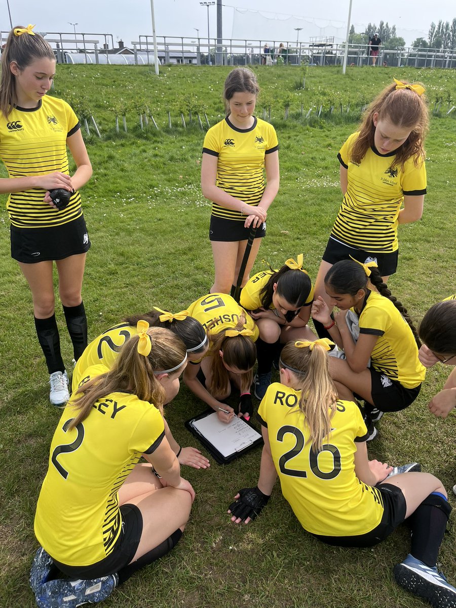 St John's Hockey tweet media