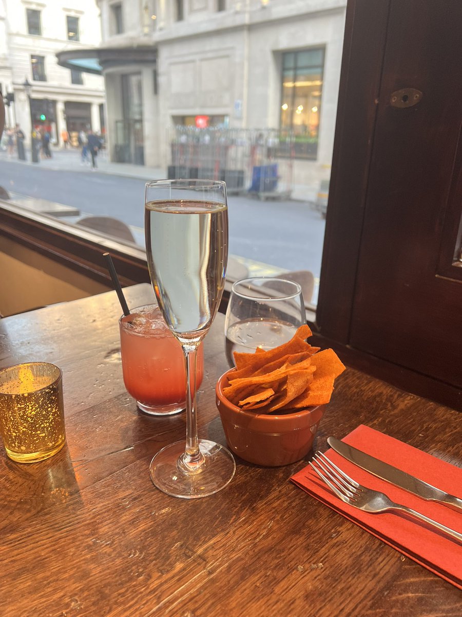 Depthinbeauty tweet media