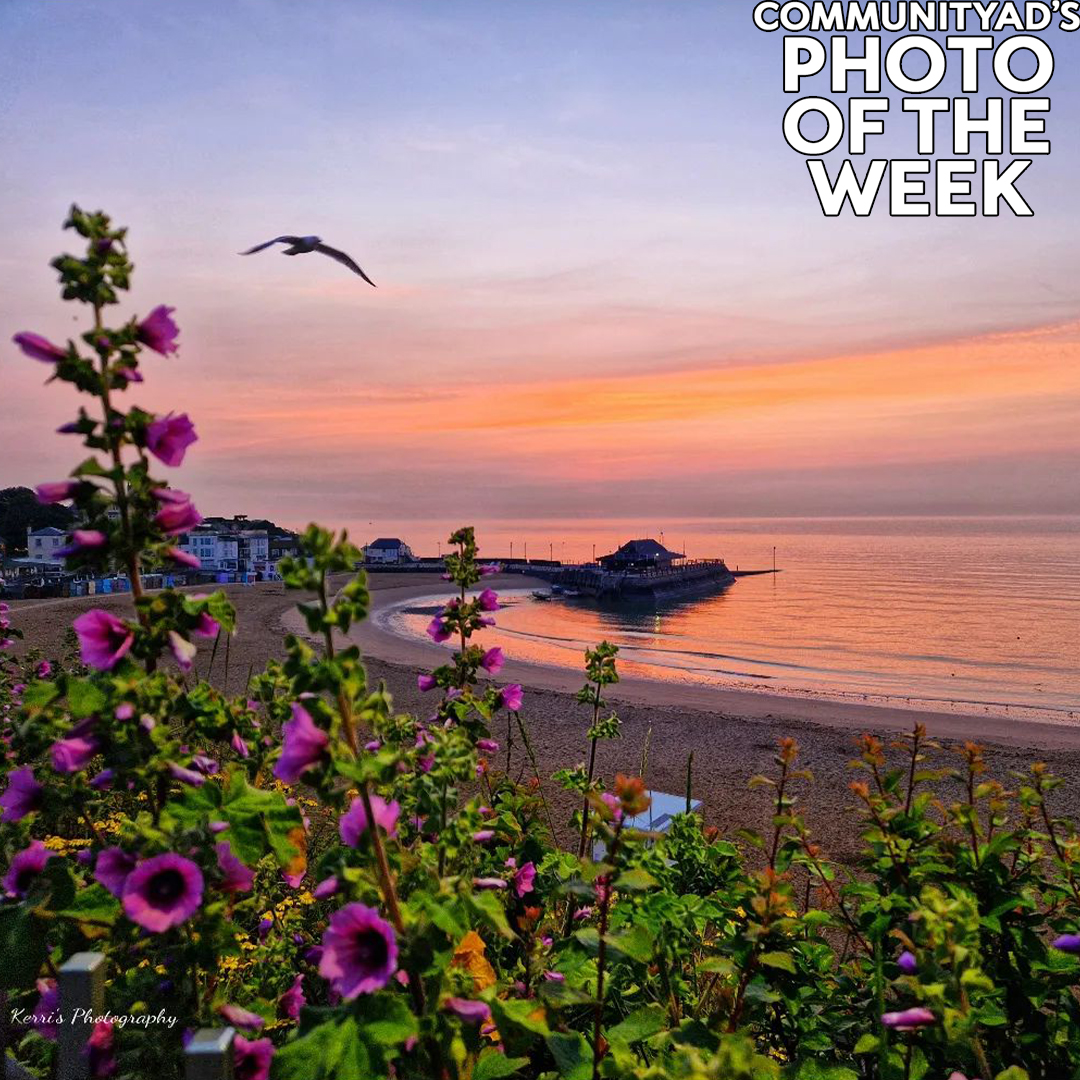 Captured by the talented kerri_baker47, this week's Photo Of The Week transports us to the serene beauty of Broadstairs beach at sunrise. A breathtaking moment frozen in time, reminding us of the magic in each new day. 🌅 #thanet #kent #kentlife #photo #photoshoot #photography