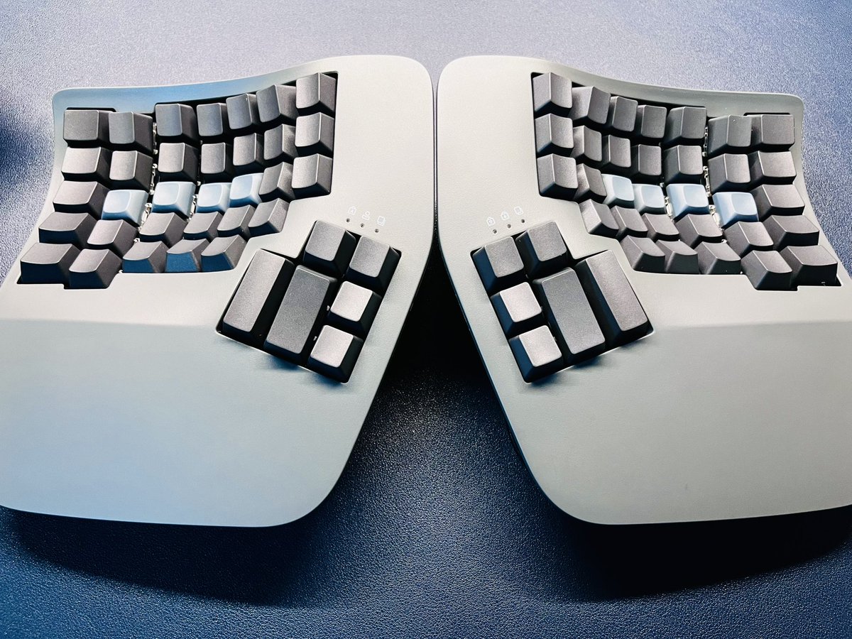 Kinesis Advantage 360と一緒に注文した無刻印キーキャップがようやく