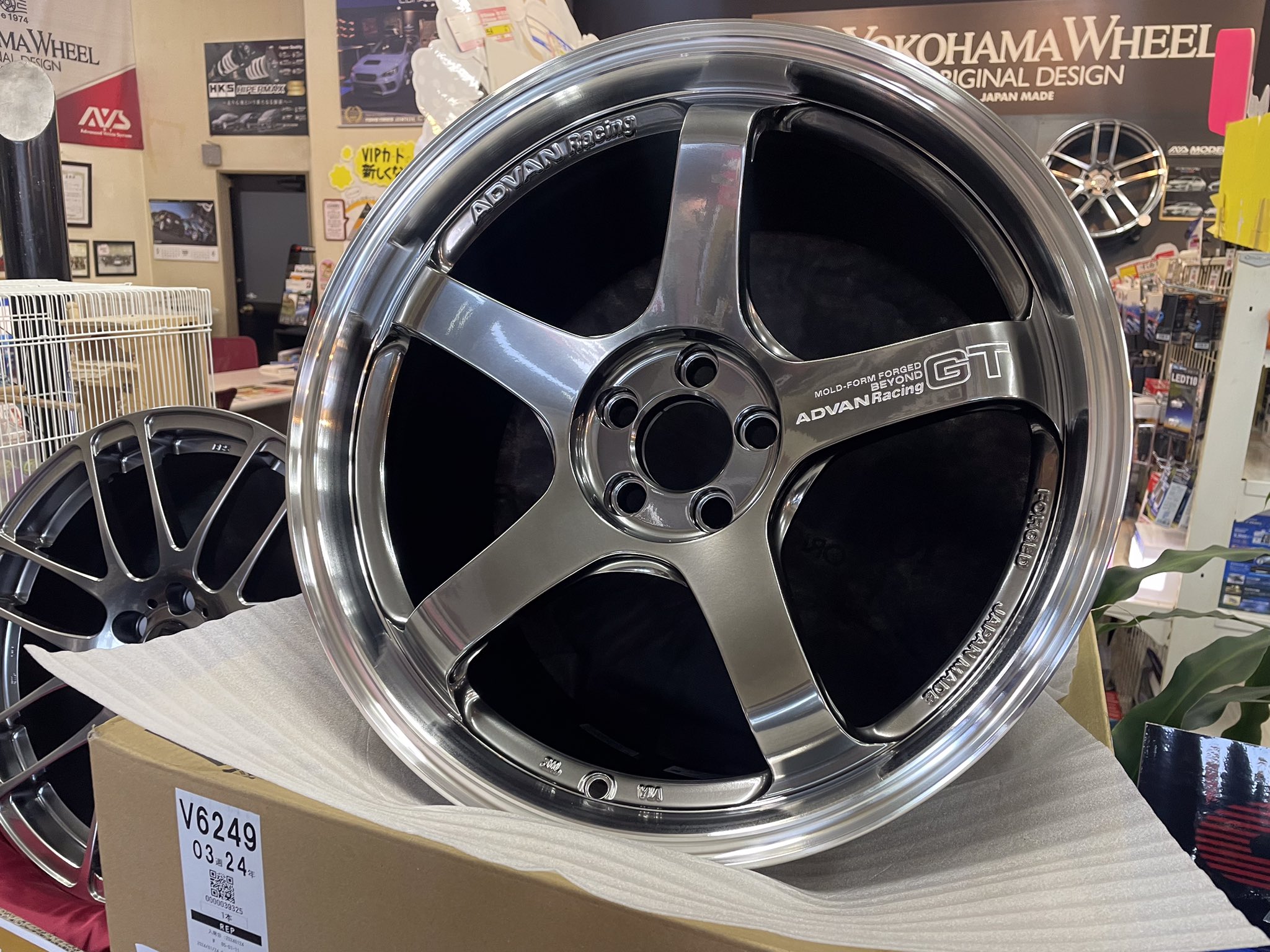 4本 ADVAN GT ビヨンド PCD100 5穴 18×9j+51 RWW 4本 ADVAN GT ビヨンド PCD100 5穴 18×9j+51 RWW - メルカリ